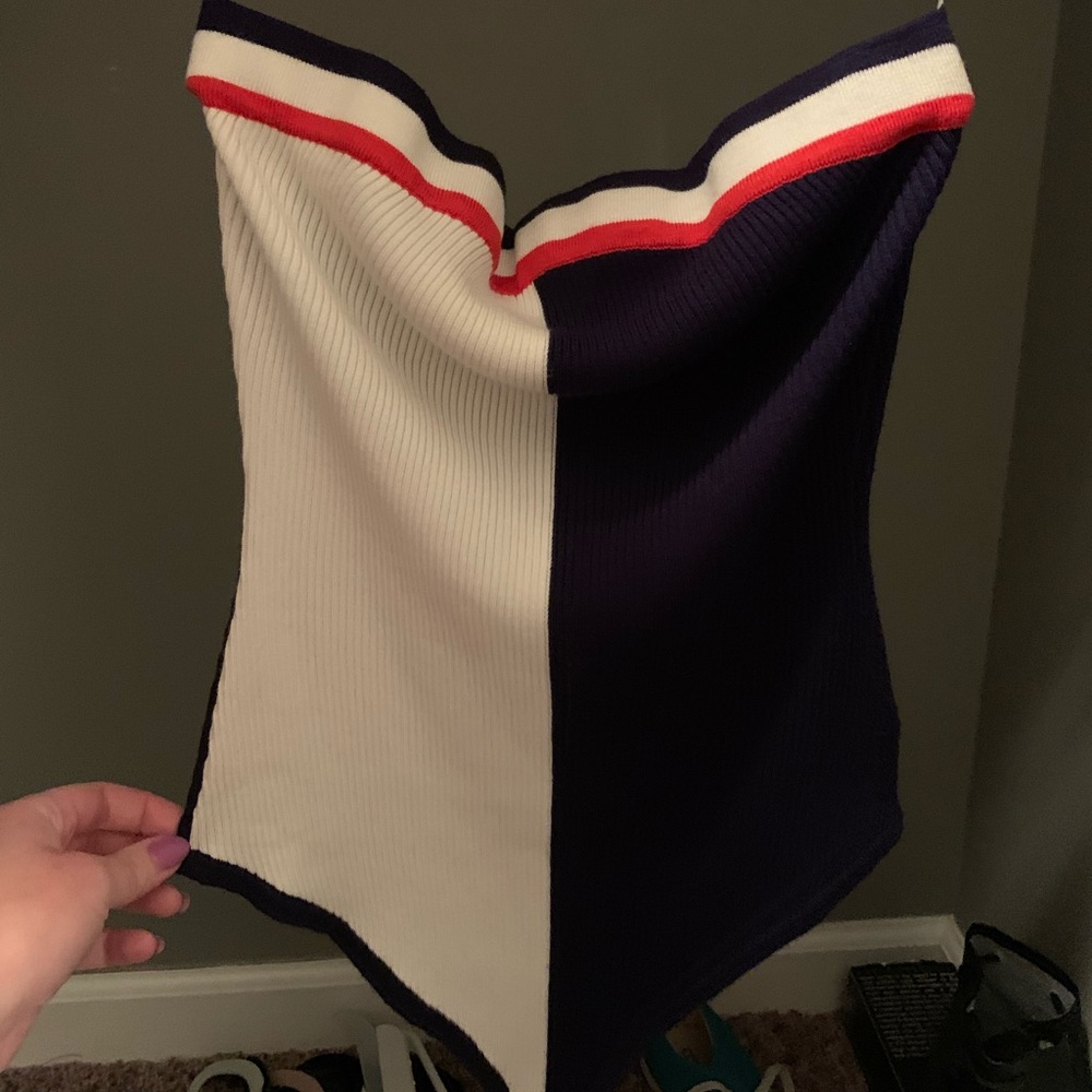 Fashion Nova strapless body suit